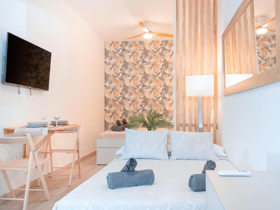Acogedor Estudio En Triana Con Jacuzzi Y Wifi Seville Exterior photo
